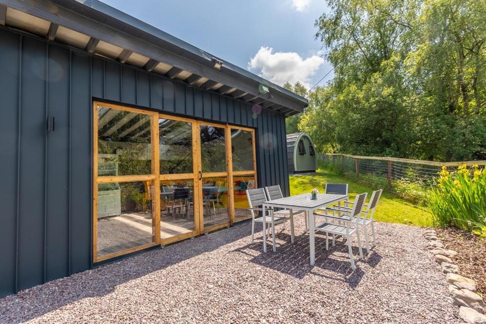 Mount Hillary Holiday Pods Cork Exterior photo